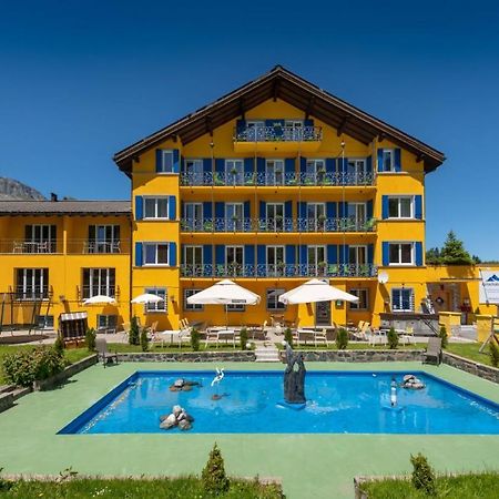 Hostel By Grischalodge Парпан Екстериор снимка